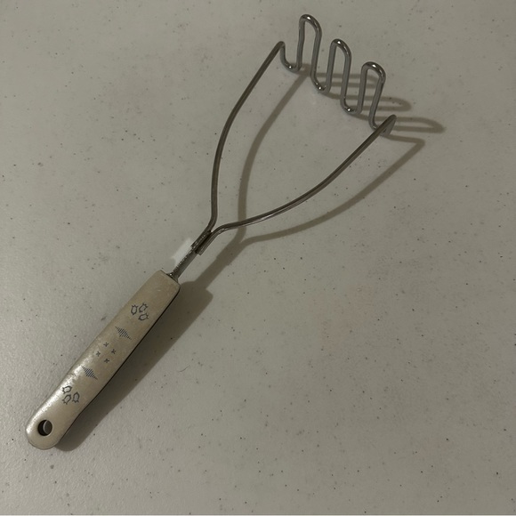 Vintage EKCO USA Chromium Plated Carousel Blue Dutch Tulip Cooking Utensils Set - Picture 14 of 16